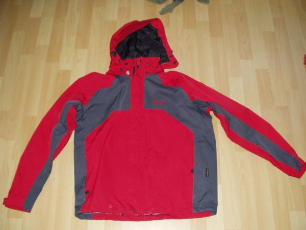 Bild zu Jede Menge Sachen aussortiert: Mädchenkleidung, Jungenkleidung, Jack Wolfskin - Sparforum - Forum rund ums Sparen