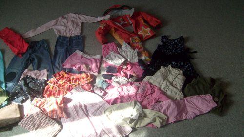 Bild zu Mädchenpaket zu verschenken NUR gegen Port von 6,90 Euro - Sparforum - Forum rund ums Sparen