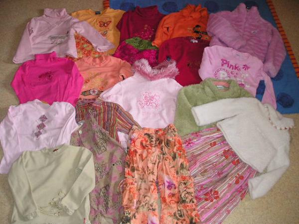 Bild zu Unsere Ausbeute vom Basar, so tolle Schnäppchen hatte ich noch nie ! - Sparforum - Forum rund ums Sparen