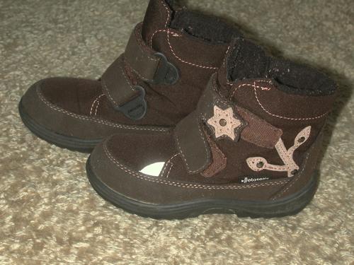 Bild zu habe ein neues album... mädchenstiefel 27/28, Strumpfhosen, Jungenstiefel 24... - Sparforum - Forum rund ums Sparen