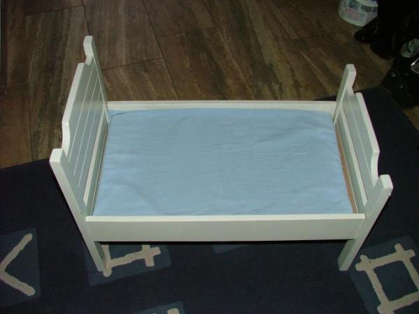 Bild zu Würdet Ihr dieses Puppenbett verkaufen? Ich bin unschlüssig :-/ - Sparforum - Forum rund ums Sparen