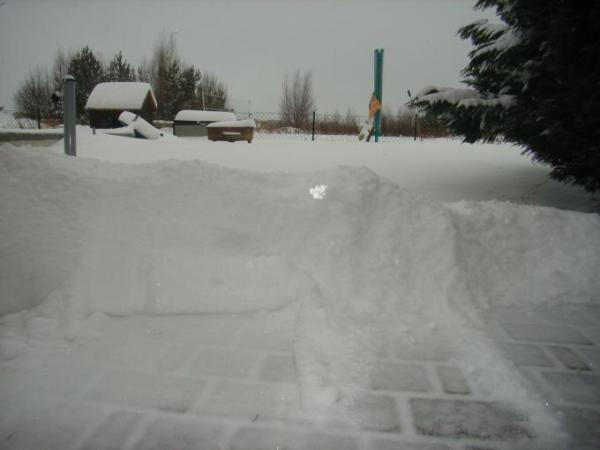 Bild zu wollte euch mal unsere schneeberge zeigen... - Sparforum - Forum rund ums Sparen