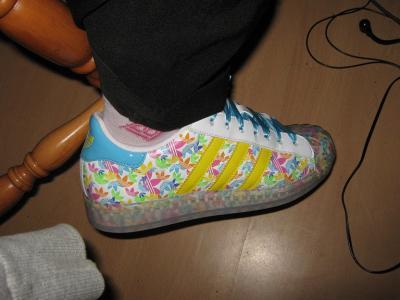 Bild zu Weiß jemand wie dieser Schuh von Adidas heißt - Sparforum - Forum rund ums Sparen