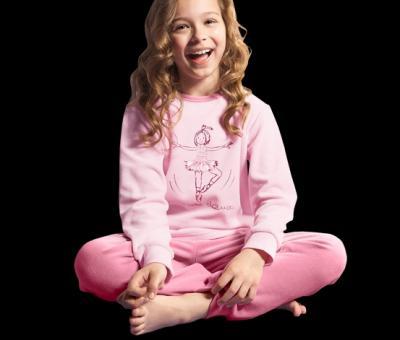 Bild zu Hat dieser Schlafanzug Bündchen an den Hosenbeinen ? - Sparforum - Forum rund ums Sparen