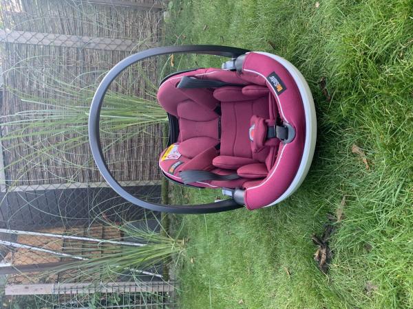 Bild zu Starterpaket Kinderwagen, Babyschale - Suche - Biete
