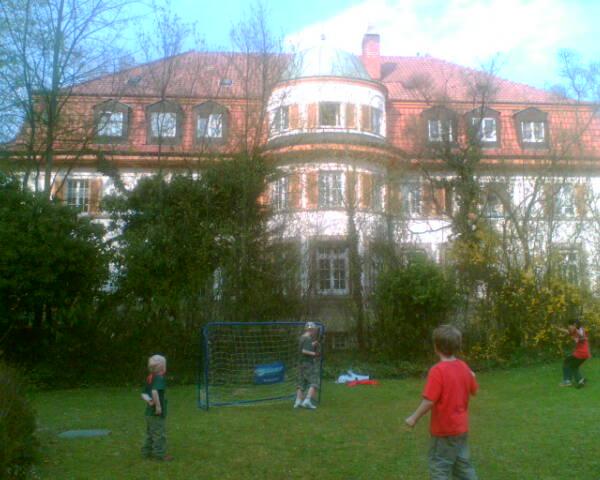 Bild zu