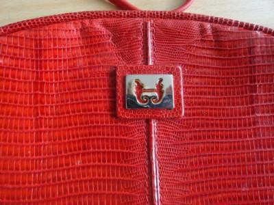 Bild zu Kennt jemand diese Taschenmarken? - Aktuelles