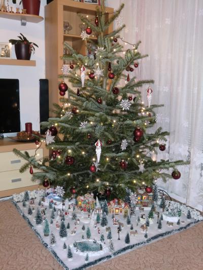 Bild zu Weihnachtsbaumschmuck - welche Farbe wer hat Fotos und möchte sie gern zeigen. - Weihnachten