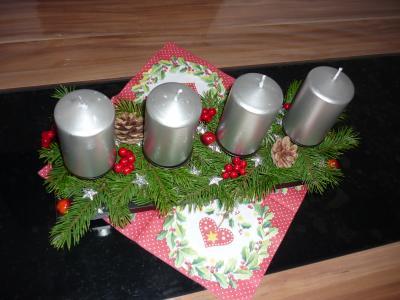 Bild zu Adventskranz - feddisch - Weihnachten