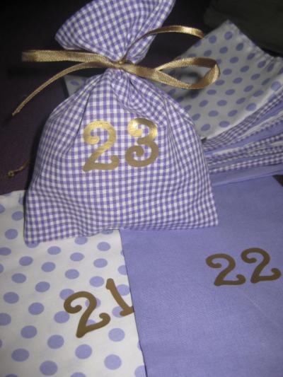 Bild zu Adventskalender fertig - Weihnachten