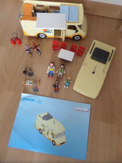 Bild zu Jemand Interesse an einem Playmobil Wohnmobil? - Weihnachten