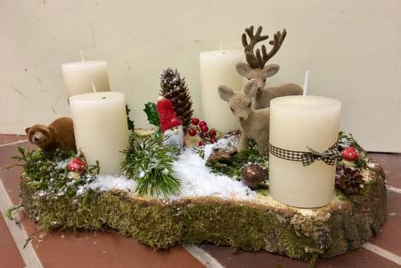 Bild zu Adventsgestecke - Weihnachten
