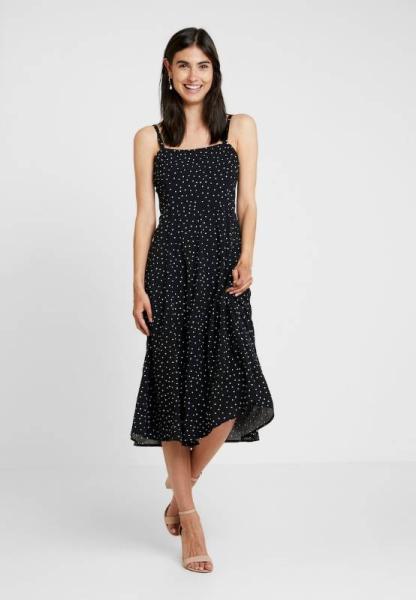 Bild zu Outfit Hochzeitsgast - Hochzeit
