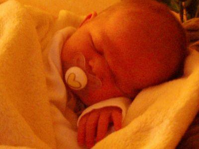 Bild zu auch mal wieder melden...und ein foto meiner süßen! :-) - Forum für Januar - Mamis