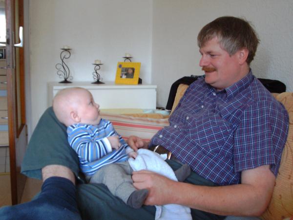 Bild zu Jonah & Papa haben Männergespräche :-) - Forum für Januar - Mamis