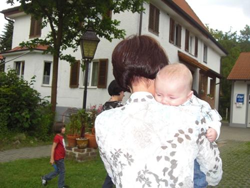 Bild zu Hab grad die Tauffotos durchgeguckt... - Forum für Januar - Mamis