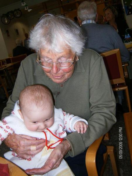 Bild zu 1.mal bei uromi- fotos - Forum für Januar - Mamis