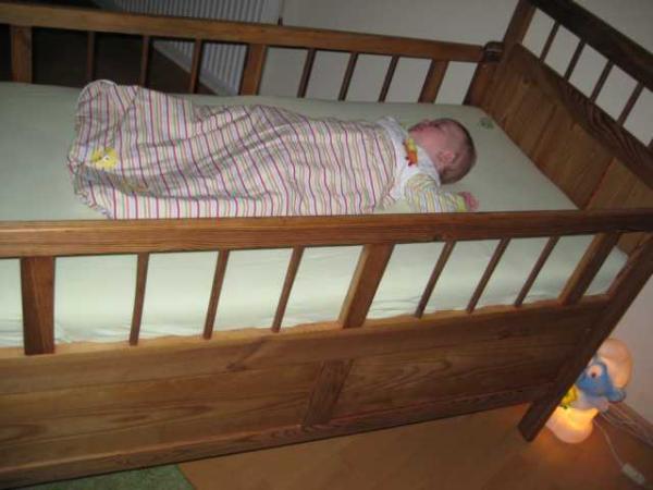 Bild zu Lennart schläft seit 1Woche im restaurierten Familienbett-und .... - Forum für Januar - Mamis
