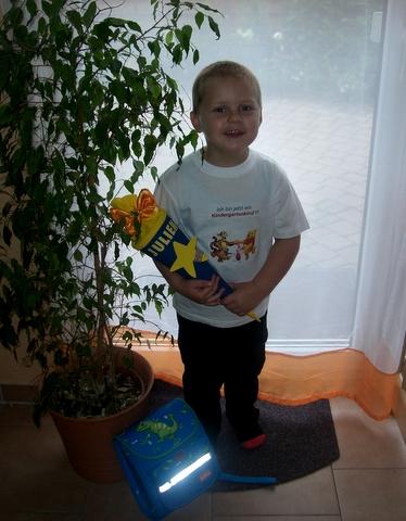 Bild zu schaut mal ,mein stolzes Kindergartenkind - Forum für Januar - Mamis