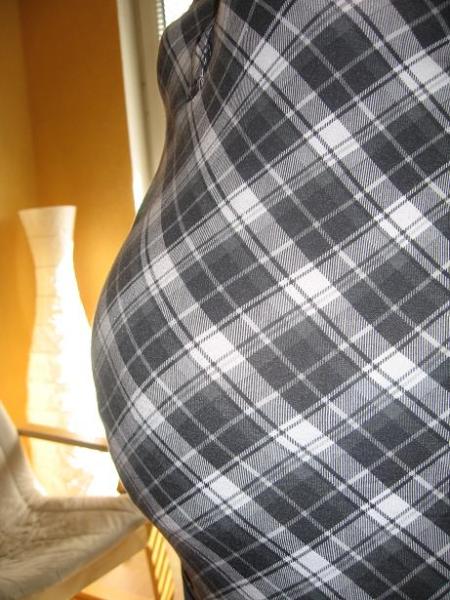 Bild zu So, jetzt mal Bauch plus Inhalt... :-) - Forum für Januar - Mamis