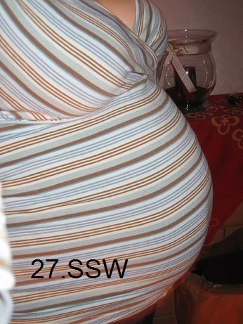 Bild zu Bäuchis raus!! Alle mal herzeigen...!! - Forum für Januar - Mamis