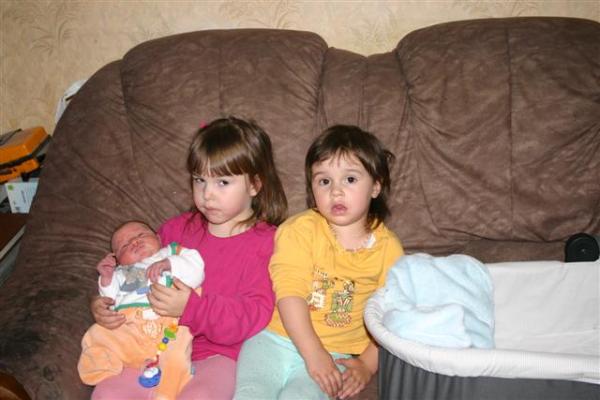 Bild zu wollte mal ein bild von meinen 3 kids zeigen :) - Forum für Januar - Mamis