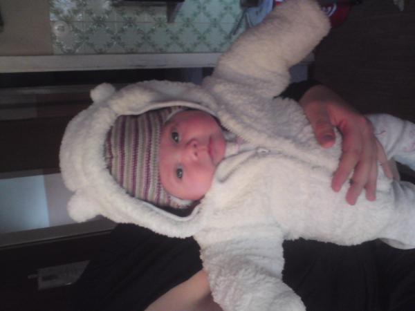 Bild zu Neue fotos von meiner maus - Forum für Januar - Mamis