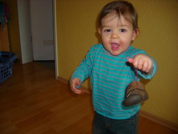 Bild zu Guten Morgen an Alle UND wir waren Schuhe kaufen..*freu* - Forum für Januar - Mamis
