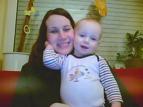 Bild zu Ein aktuelles bild von uns :) - Forum für Januar - Mamis