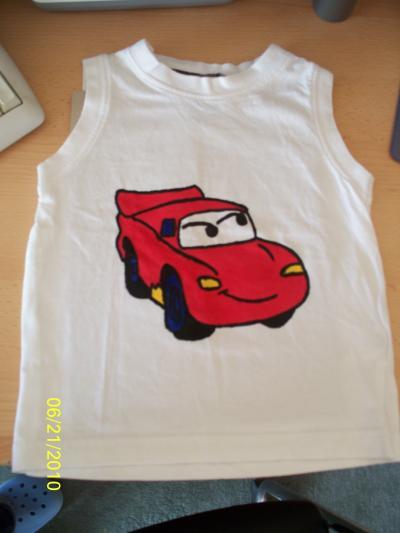 Bild zu mein erstes gemaltes shirt ist fertig - Forum für Januar - Mamis