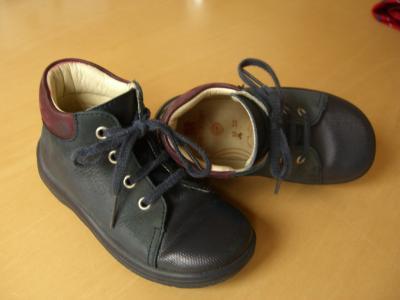 Bild zu Braucht jemand noch feste Herbst-Winter-Schuhe (neutral) in 22 oder 23? - Forum für Januar - Mamis