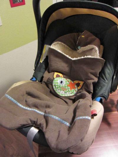 Bild zu Guten Morgen und Fußsack für den Kleinen genäht:-) - Forum für Januar - Mamis