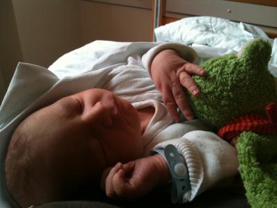 Bild zu Bin schon aus dem KH zurück! Und Foto :) - Forum für Januar - Mamis