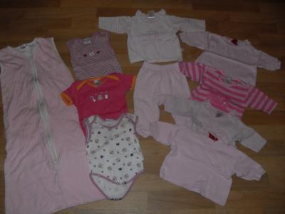 Bild zu Bekleidungspaket für Mädels Gr 50/56 mit Schlafsack - Forum für Januar - Mamis