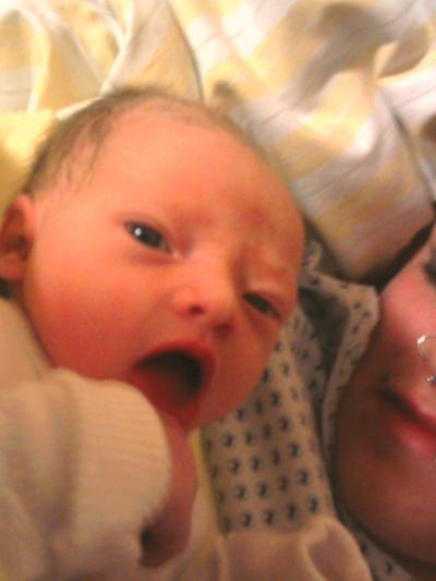 Bild zu Tarya-Sophie ist da!! + Geburtsbericht und Foto :) - Forum für Januar - Mamis