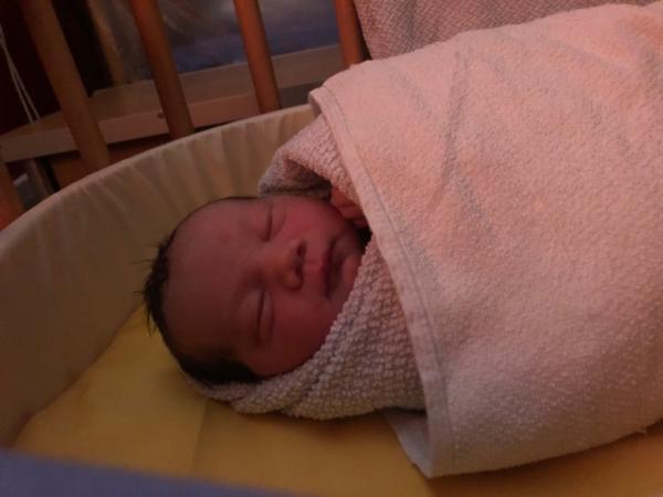 Bild zu Ausgekugelt! 🥰 - Forum für Januar - Mamis