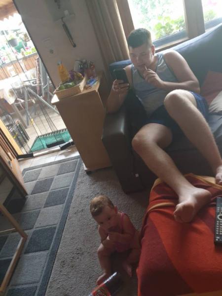 Bild zu