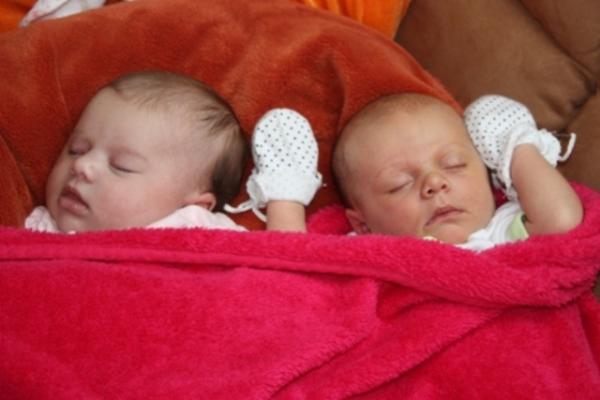 Bild zu meine erste beste Freundin..... - Forum für Februar - Mamis
