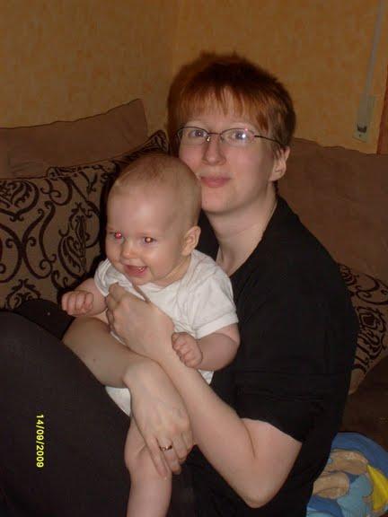 Bild zu Hallo ihr lieben + Mama+Baby Foto - Forum für Februar - Mamis