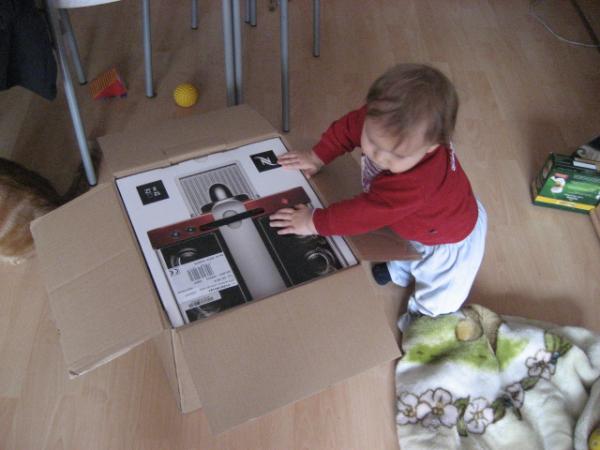 Bild zu Gerade ist meine Nespresso gekommen.. - Forum für Februar - Mamis