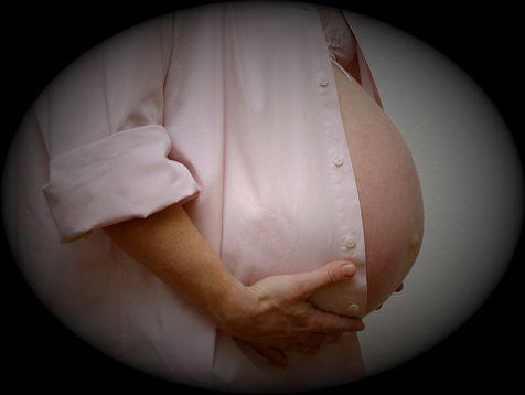 Bild zu Zwei neue Bauchbilder.... :-) - Forum für Februar - Mamis