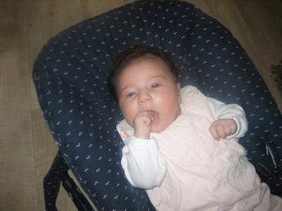 Bild zu meine prinzessin ist am 7.5 2 monate alt geworden - Forum für Februar - Mamis