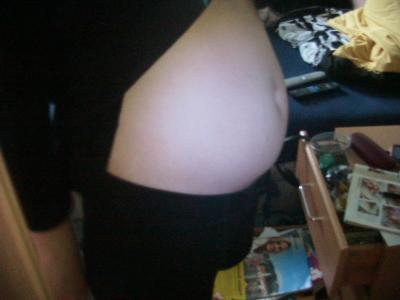 Bild zu Sieht das nach nem Babybauch aus? - Forum für Februar - Mamis