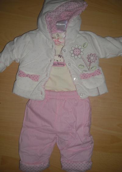 Bild zu das erste baby outfit... - Forum für Februar - Mamis