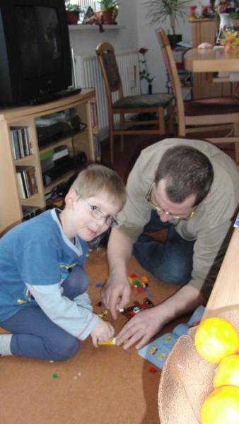 Bild zu Heute Geburtstag von meinem Sohn... - Forum für Februar - Mamis