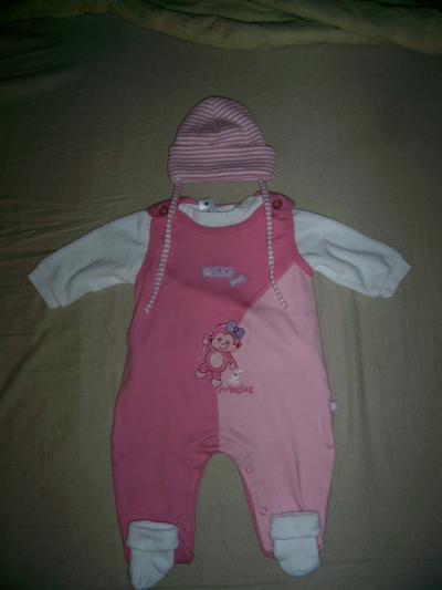 Bild zu Hier mal mein Baby-Outfit :) - Forum für Februar - Mamis