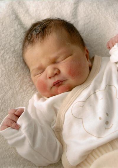 Bild zu Mein Geburtsbericht und Bilder unserer süßen Maus - Forum für Februar - Mamis
