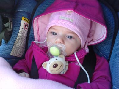 Bild zu Endlich mal mit Nucki erwischt.... - Forum für Februar - Mamis