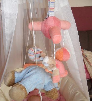Bild zu Wir haben den Teddy erhangen :-) - Forum für Februar - Mamis