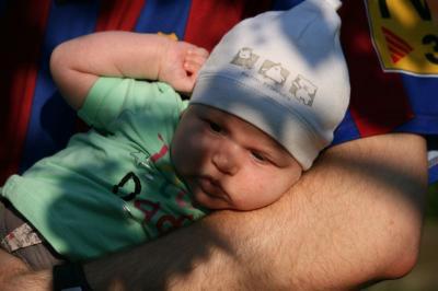 Bild zu Jetzt hab ich auch mal Zeit für ein Foto von meiner Kleinen ;o) - Forum für Februar - Mamis